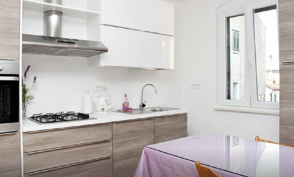 Apartment Lavanda Spalato Esterno foto